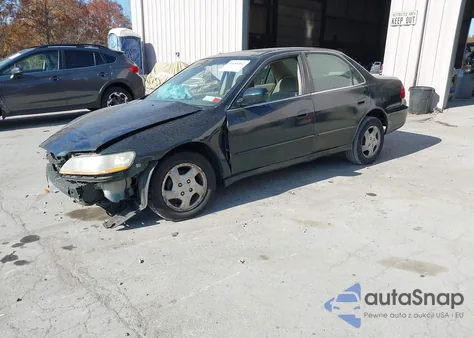 2000 Honda Accord 2.3 Ex z USA, uszkodzony, nr VIN 1HGCG6676YA064972
